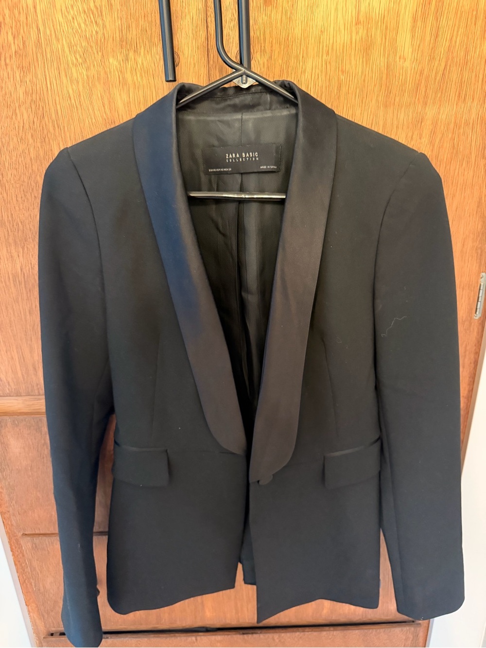 Zara Women’s Tuxedo Blazer. Size XS.